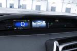 Toyota Prius Plug-in Hybrid 2016 года
